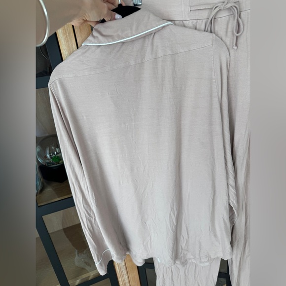 Cozy Earth Bamboo Pajamas set Stretch Knit Long Sleeve Top pants blush button - Picture 6 of 11